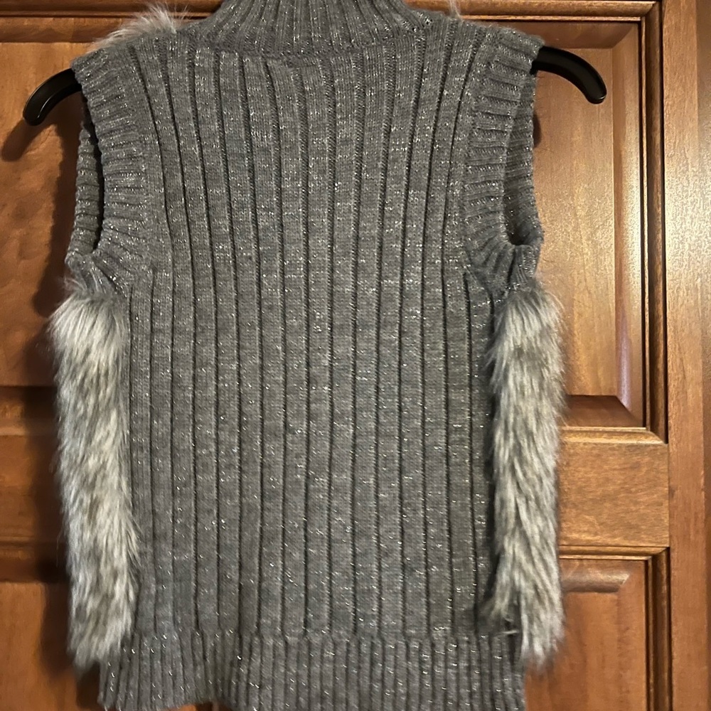 Girls vest